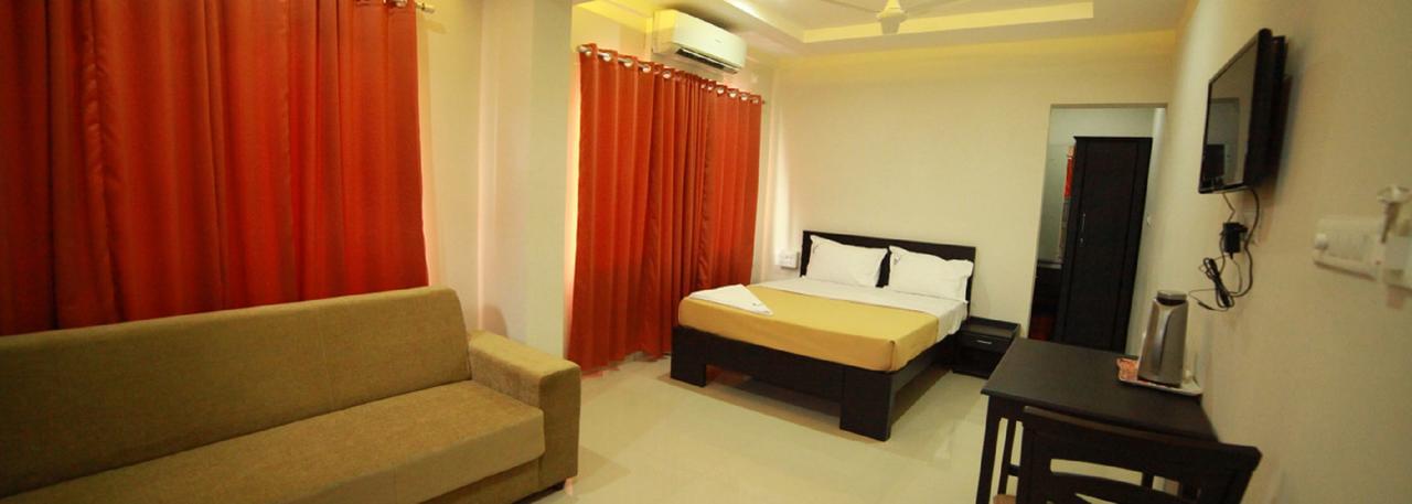 Hotel Riva Residency Palakkad Exterior foto